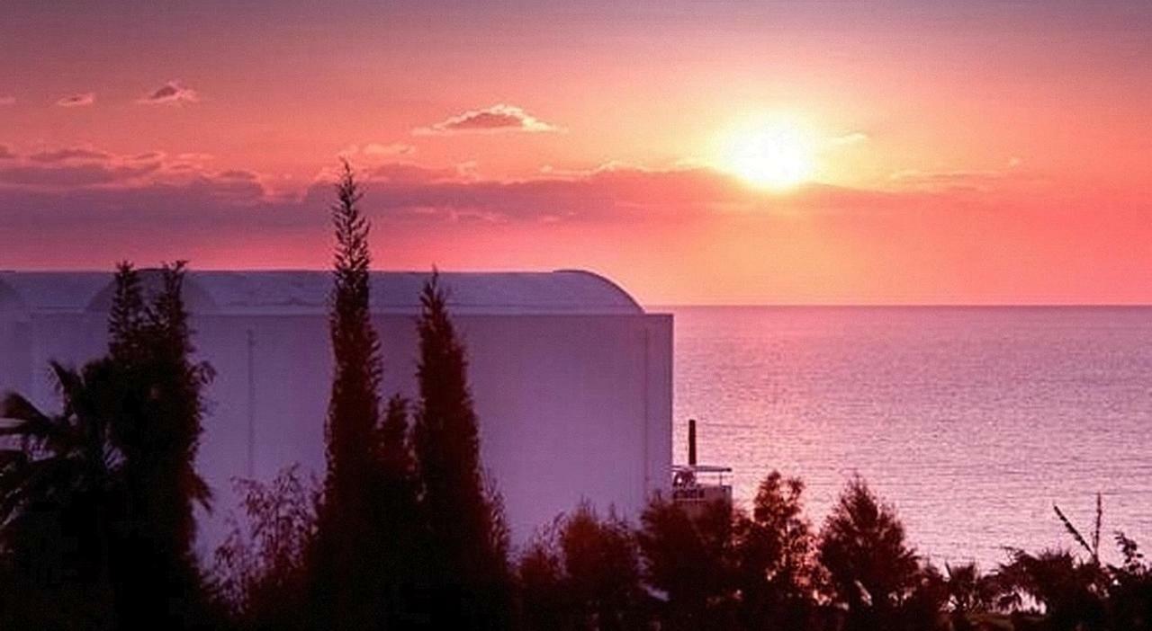 Theo Sunset Bay Hotel Kissonerga Exterior photo